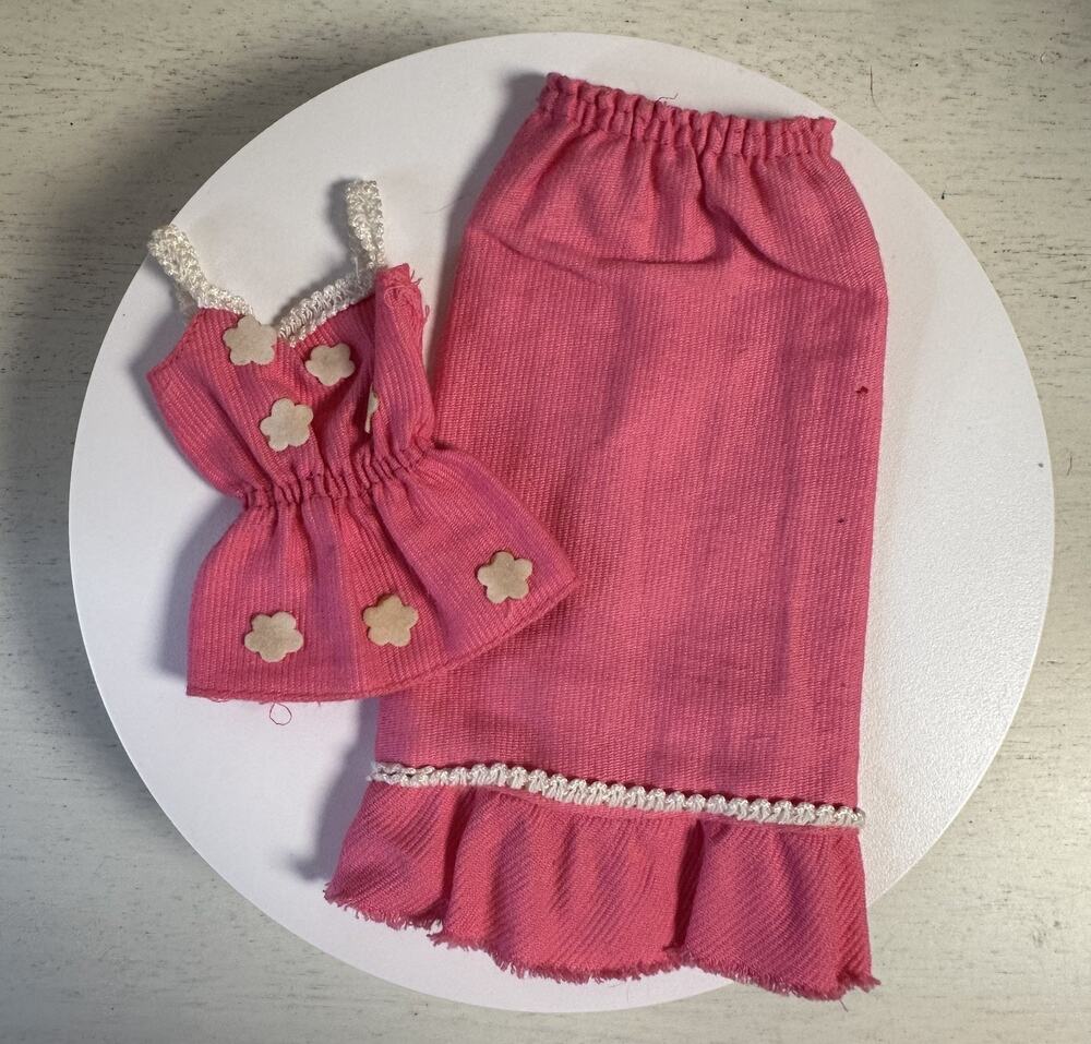 #7747 Vintage Barbie Best Buy Adorable Pink Top and Matching Skirt